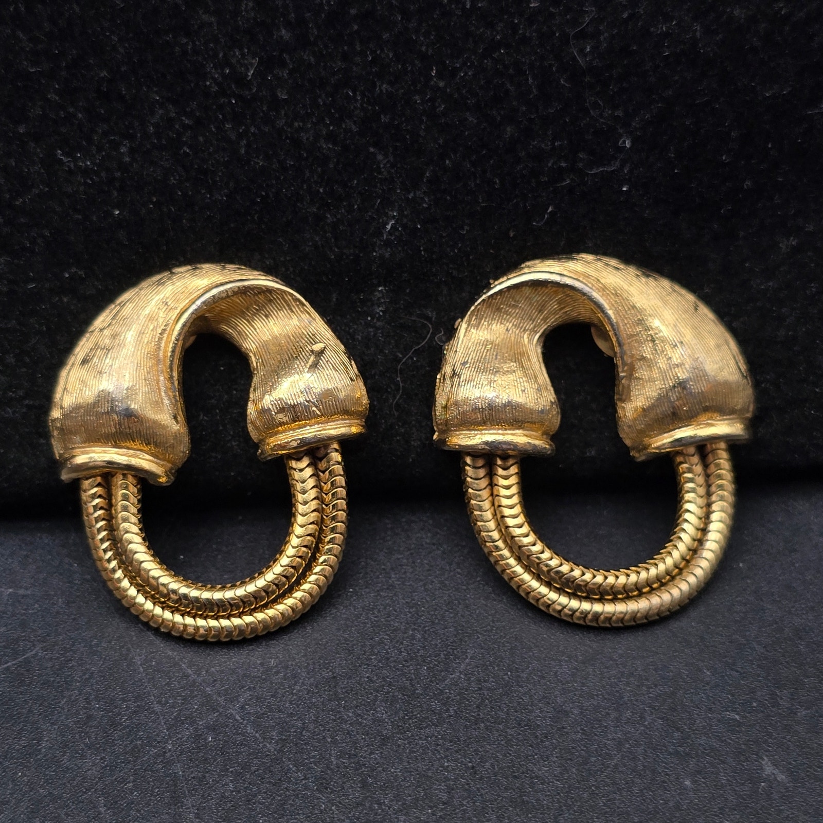 Arthur Pepper Gold Tone Clip On Earrings Snake Chain Vintage Jewelry
